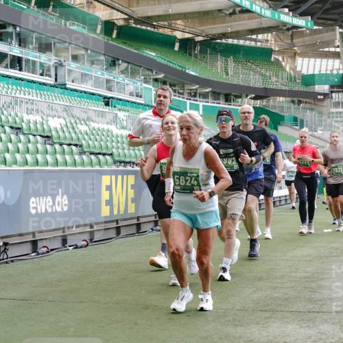 13.09.2026 - 21. swb-Marathon Bremen Michael Burmester http://msf.ph/oto/10467028 13.09.2026 13:13:33 Laufen im Stadion 118, 183, 270, 278, 349, 460, 514, 576, 600, 631, 695, 702, 768, 933, 950, 956, 1005, 1143, 1286, 1334, 1392, 1408, 1426, 1573, 1596, 1641, 1991, 2005, 2024, 2035, 2079, 2233, 2264, 2336, 2387, 2398, 2412, 2439, 2457, 2461, 2478, 2505, 2521, 2540, 2564, 2612, 2665, 2684, 2693, 2765, 2773, 2792, 2815, 2816, 2829, 2860, 2884, 2887, 2895, 2921, 2963, 2966, 2972, 2975, 3016, 3111, 3143, 3155, 3209, 3253, 3277, 3293, 3304, 3313, 3378, 3405, 3428, 3434, 3653, 3661 meine-sportfotos.de