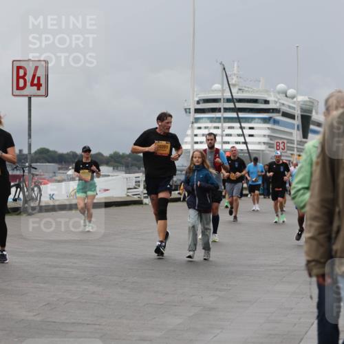 13.09.2026 - Kiel Lauf Andreas Tolksdorf http://msf.ph/oto/10467053 13.09.2026 12:07:37 Kiellinie 4, 3, 10281 meine-sportfotos.de