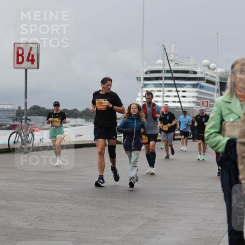 13.09.2026 - Kiel Lauf Andreas Tolksdorf http://msf.ph/oto/10467073 13.09.2026 12:07:38 Kiellinie 890, 4, 10738, 1022, 1244, 3 meine-sportfotos.de