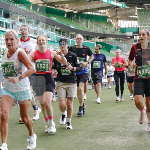 13.09.2026 - 21. swb-Marathon Bremen Michael Burmester http://msf.ph/oto/10467101 13.09.2026 13:13:33 Laufen im Stadion 118, 183, 270, 278, 349, 460, 514, 576, 600, 631, 695, 702, 768, 933, 950, 956, 1005, 1143, 1286, 1334, 1392, 1408, 1426, 1573, 1596, 1641, 1991, 2005, 2024, 2035, 2079, 2233, 2264, 2336, 2387, 2398, 2412, 2439, 2457, 2461, 2478, 2505, 2521, 2540, 2564, 2612, 2665, 2684, 2693, 2765, 2773, 2792, 2815, 2816, 2829, 2860, 2884, 2887, 2895, 2921, 2963, 2966, 2972, 2975, 3016, 3111, 3143, 3155, 3209, 3253, 3277, 3293, 3304, 3313, 3378, 3405, 3428, 3434, 3653, 3661 meine-sportfotos.de