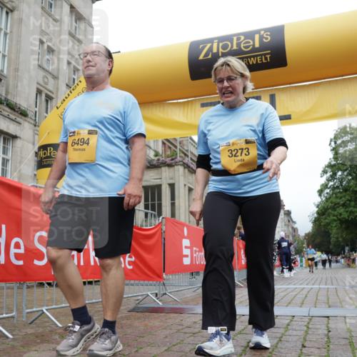 13.09.2026 - Kiel Lauf Yannick Fuchs http://msf.ph/oto/10467121 13.09.2026 10:02:57 Ziel 3273, 6494, 129, 565, 2288, 3131, 4673, 8297, 317, 6553, 8249, 11629, 129, 3917, 4673, 8297 meine-sportfotos.de