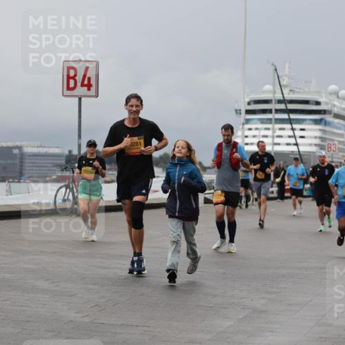 13.09.2026 - Kiel Lauf Andreas Tolksdorf http://msf.ph/oto/10467122 13.09.2026 12:07:39 Kiellinie 4, 10738, 0281, 1124, 3 meine-sportfotos.de