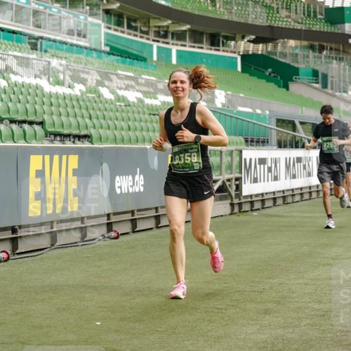 13.09.2026 - 21. swb-Marathon Bremen Michael Burmester http://msf.ph/oto/10467254 13.09.2026 12:57:12 Laufen im Stadion 307, 334, 411, 431, 465, 769, 776, 854, 857, 876, 909, 926, 948, 1010, 1130, 1191, 1199, 1254, 1535, 1601, 1750, 1752, 1809, 1881, 1900, 1972, 2001, 2040, 2046, 2051, 2075, 2122, 2260, 2324, 2371, 2402, 2423, 2473, 2493, 2535, 2634, 2640, 2671, 2761, 2812, 2903, 2904, 2948, 3051, 3078, 3119, 3182, 3202, 3290, 3319, 3348, 3411, 3450, 3458, 3508, 3514, 3634, 3685, 3690, 3760, 3813, 3866, 3939, 4101, 4135, 4171, 4316, 4319, 4455, 4479 meine-sportfotos.de