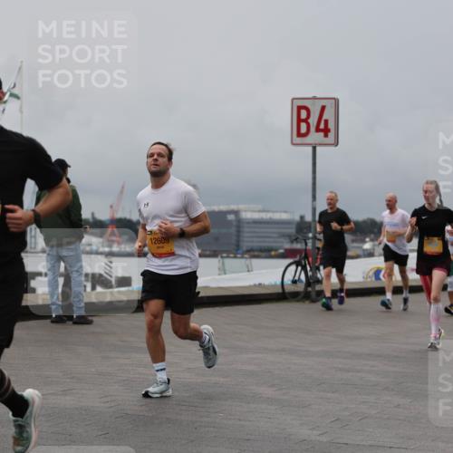 13.09.2026 - Kiel Lauf Andreas Tolksdorf http://msf.ph/oto/10467258 13.09.2026 12:07:53 Kiellinie 4973, 12609, 4 meine-sportfotos.de