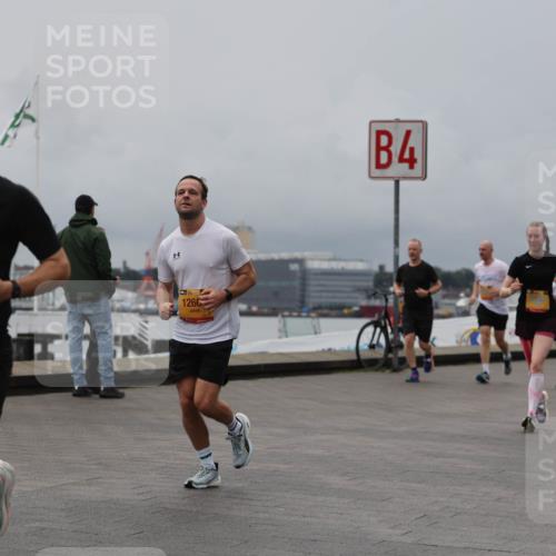13.09.2026 - Kiel Lauf Andreas Tolksdorf http://msf.ph/oto/10467262 13.09.2026 12:07:53 Kiellinie 4973, 38, 126, 4 meine-sportfotos.de