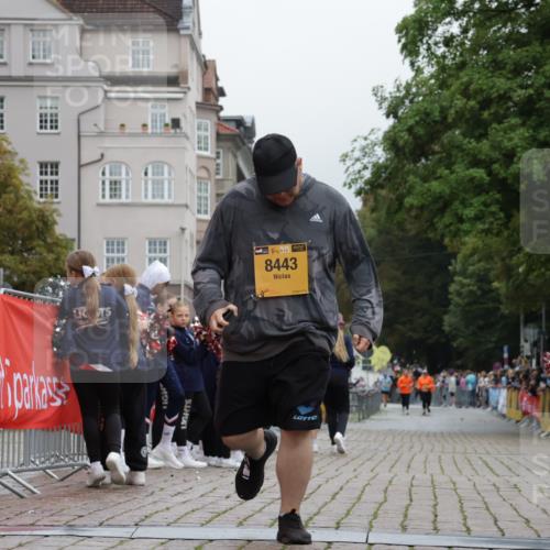 13.09.2026 - Kiel Lauf Yannick Fuchs http://msf.ph/oto/10467282 13.09.2026 10:04:17 Ziel 8443, 543, 4360, 8447, 8982, 11602, 543 meine-sportfotos.de