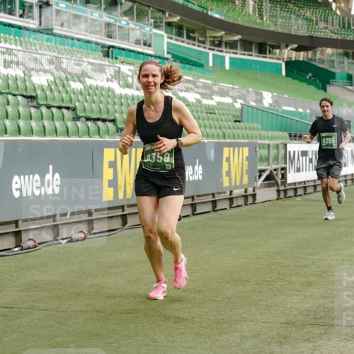13.09.2026 - 21. swb-Marathon Bremen Michael Burmester http://msf.ph/oto/10467326 13.09.2026 12:57:13 Laufen im Stadion 307, 334, 411, 431, 465, 769, 776, 854, 857, 876, 909, 926, 948, 1010, 1130, 1191, 1199, 1254, 1535, 1601, 1750, 1752, 1809, 1881, 1900, 1972, 2001, 2040, 2046, 2051, 2075, 2122, 2260, 2324, 2371, 2397, 2402, 2423, 2473, 2493, 2535, 2634, 2640, 2671, 2761, 2812, 2903, 2904, 2948, 3051, 3078, 3119, 3182, 3202, 3290, 3319, 3348, 3411, 3450, 3458, 3508, 3514, 3634, 3685, 3690, 3695, 3760, 3813, 3866, 3939, 4101, 4135, 4171, 4316, 4319, 4455, 4479 meine-sportfotos.de