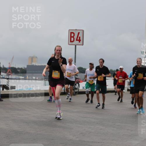 13.09.2026 - Kiel Lauf Andreas Tolksdorf http://msf.ph/oto/10467338 13.09.2026 12:07:55 Kiellinie 737, 4, 86, 1747, 3 meine-sportfotos.de
