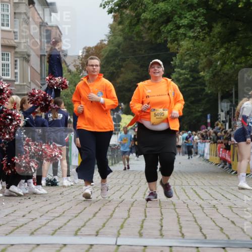 13.09.2026 - Kiel Lauf Yannick Fuchs http://msf.ph/oto/10467349 13.09.2026 10:04:50 Ziel 5493, 5495, 8443 meine-sportfotos.de