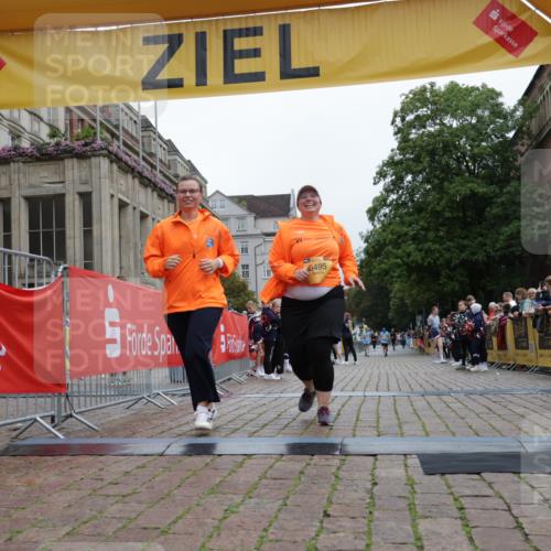13.09.2026 - Kiel Lauf Yannick Fuchs http://msf.ph/oto/10467384 13.09.2026 10:04:56 Ziel 5493, 5495, 5050, 11874, 8443 meine-sportfotos.de