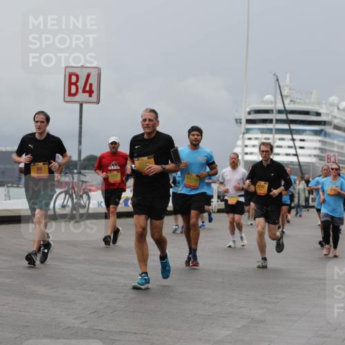 13.09.2026 - Kiel Lauf Andreas Tolksdorf http://msf.ph/oto/10467408 13.09.2026 12:07:57 Kiellinie 4, 10249, 86, 1747, 3 meine-sportfotos.de
