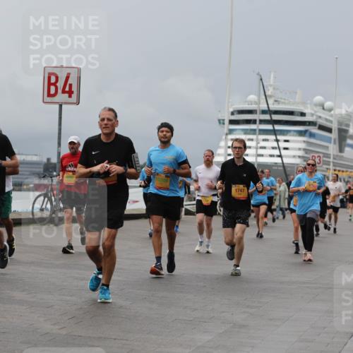 13.09.2026 - Kiel Lauf Andreas Tolksdorf http://msf.ph/oto/10467433 13.09.2026 12:07:58 Kiellinie 4, 86, 10249, 1747, 3 meine-sportfotos.de