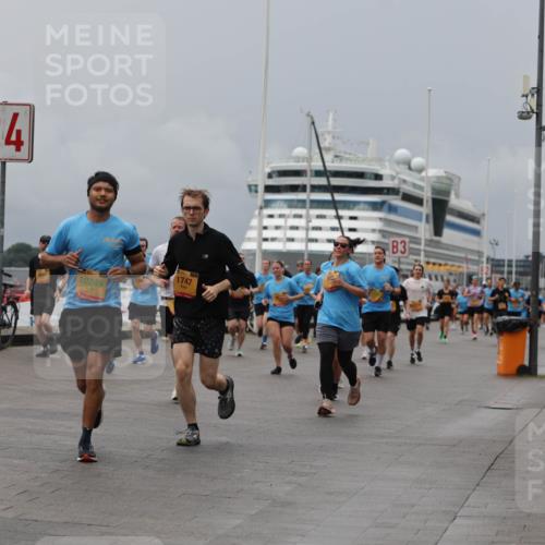 13.09.2026 - Kiel Lauf Andreas Tolksdorf http://msf.ph/oto/10467476 13.09.2026 12:07:59 Kiellinie 4, 39, 10249, 1747, 3 meine-sportfotos.de