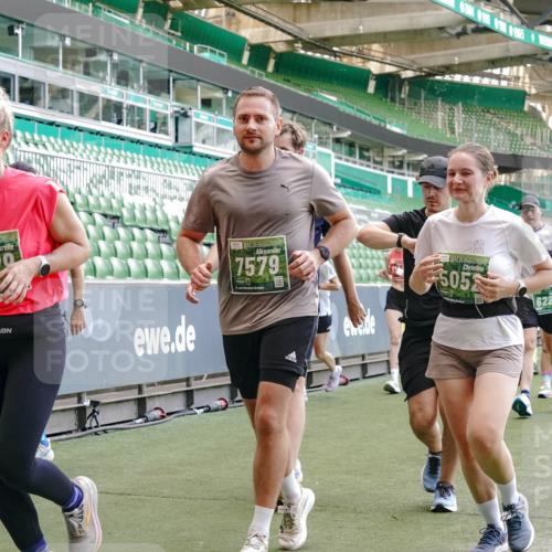 13.09.2026 - 21. swb-Marathon Bremen Michael Burmester http://msf.ph/oto/10467484 13.09.2026 13:13:37 Laufen im Stadion 118, 183, 270, 278, 349, 460, 514, 576, 600, 631, 695, 702, 768, 933, 950, 956, 1005, 1143, 1286, 1334, 1392, 1408, 1426, 1573, 1596, 1641, 1991, 2005, 2024, 2035, 2079, 2233, 2264, 2336, 2387, 2412, 2439, 2457, 2461, 2478, 2505, 2521, 2540, 2564, 2612, 2665, 2684, 2693, 2765, 2773, 2792, 2815, 2816, 2829, 2860, 2884, 2887, 2895, 2921, 2963, 2966, 2972, 2975, 3016, 3111, 3143, 3155, 3209, 3253, 3277, 3293, 3304, 3313, 3378, 3405, 3428, 3434, 3653, 3661 meine-sportfotos.de