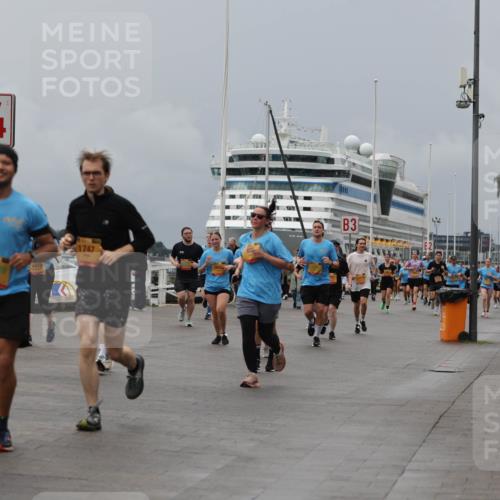 13.09.2026 - Kiel Lauf Andreas Tolksdorf http://msf.ph/oto/10467485 13.09.2026 12:08:00 Kiellinie 4, 10249, 6419, 1747, 3 meine-sportfotos.de