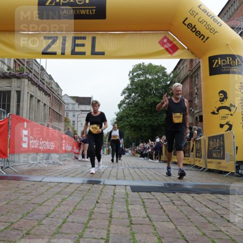 13.09.2026 - Kiel Lauf Yannick Fuchs http://msf.ph/oto/10467486 13.09.2026 10:05:36 Ziel 4295, 6219, 10456, 10457, 5050, 11874, 10466 meine-sportfotos.de