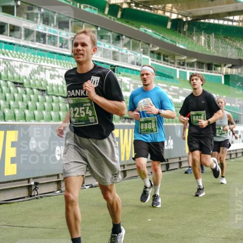 13.09.2026 - 21. swb-Marathon Bremen Michael Burmester http://msf.ph/oto/10467489 13.09.2026 12:57:16 Laufen im Stadion 307, 334, 431, 465, 769, 776, 790, 857, 876, 909, 926, 948, 1010, 1130, 1191, 1199, 1254, 1535, 1601, 1750, 1752, 1809, 1881, 1900, 1972, 2001, 2040, 2046, 2051, 2075, 2260, 2324, 2371, 2397, 2402, 2423, 2473, 2493, 2535, 2634, 2640, 2671, 2761, 2812, 2903, 2904, 2948, 3051, 3078, 3119, 3138, 3182, 3186, 3202, 3290, 3319, 3348, 3411, 3450, 3458, 3508, 3514, 3634, 3685, 3690, 3695, 3760, 3813, 3866, 3939, 4101, 4135, 4171, 4316, 4319, 4455, 4479 meine-sportfotos.de
