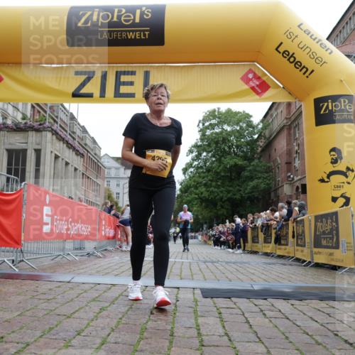 13.09.2026 - Kiel Lauf Yannick Fuchs http://msf.ph/oto/10467501 13.09.2026 10:05:38 Ziel 4295, 6219, 10456, 10457, 5050, 11874, 6850, 10466 meine-sportfotos.de
