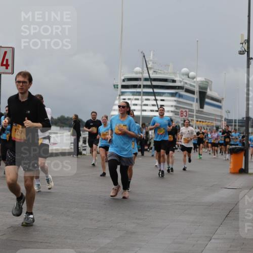 13.09.2026 - Kiel Lauf Andreas Tolksdorf http://msf.ph/oto/10467511 13.09.2026 12:08:00 Kiellinie 10249, 4, 127, 1747, 3 meine-sportfotos.de