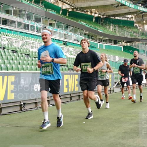 13.09.2026 - 21. swb-Marathon Bremen Michael Burmester http://msf.ph/oto/10467517 13.09.2026 12:57:17 Laufen im Stadion 307, 334, 431, 465, 769, 776, 789, 790, 857, 876, 909, 926, 948, 1010, 1130, 1191, 1199, 1254, 1535, 1601, 1750, 1752, 1809, 1881, 1900, 1972, 2001, 2040, 2046, 2051, 2075, 2260, 2324, 2371, 2397, 2402, 2423, 2473, 2493, 2535, 2634, 2640, 2671, 2761, 2812, 2903, 2904, 2948, 3051, 3078, 3119, 3138, 3182, 3186, 3202, 3290, 3319, 3348, 3411, 3450, 3458, 3508, 3514, 3634, 3655, 3685, 3690, 3695, 3760, 3813, 3866, 3939, 4101, 4171, 4316, 4319, 4455, 4479 meine-sportfotos.de