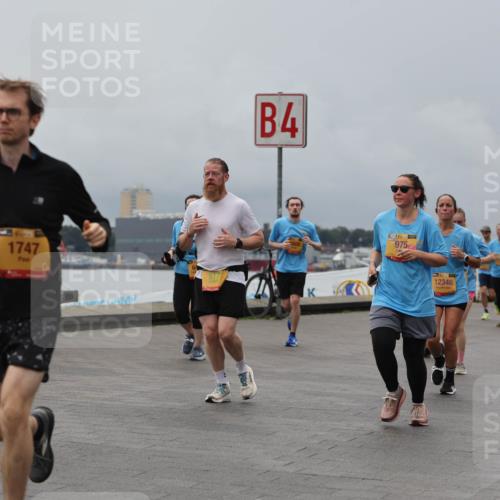 13.09.2026 - Kiel Lauf Andreas Tolksdorf http://msf.ph/oto/10467559 13.09.2026 12:08:02 Kiellinie 1747, 4, 975, 12346 meine-sportfotos.de