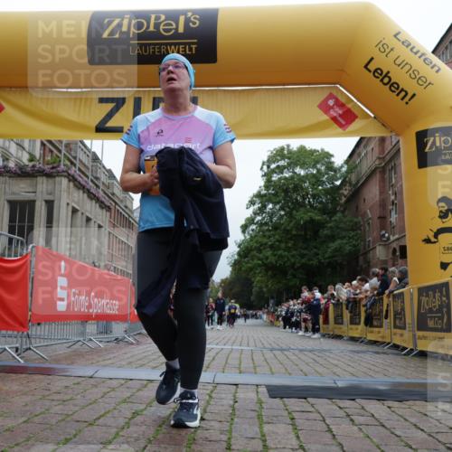 13.09.2026 - Kiel Lauf Yannick Fuchs http://msf.ph/oto/10467580 13.09.2026 10:05:47 Ziel 6219, 4295, 5050, 10456, 10457, 11874, 6850, 10466 meine-sportfotos.de