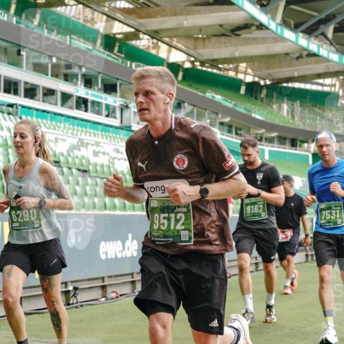 13.09.2026 - 21. swb-Marathon Bremen Michael Burmester http://msf.ph/oto/10467597 13.09.2026 12:57:19 Laufen im Stadion 307, 334, 431, 465, 769, 776, 789, 790, 857, 876, 909, 926, 948, 1010, 1130, 1191, 1199, 1254, 1535, 1601, 1750, 1752, 1809, 1881, 1900, 1972, 2001, 2040, 2046, 2051, 2075, 2260, 2324, 2371, 2397, 2402, 2423, 2473, 2493, 2535, 2634, 2640, 2671, 2761, 2812, 2903, 2904, 2948, 3051, 3078, 3119, 3138, 3182, 3186, 3202, 3290, 3319, 3348, 3411, 3450, 3458, 3508, 3514, 3634, 3655, 3685, 3690, 3695, 3760, 3813, 3866, 3939, 4101, 4171, 4316, 4319, 4455, 4479 meine-sportfotos.de