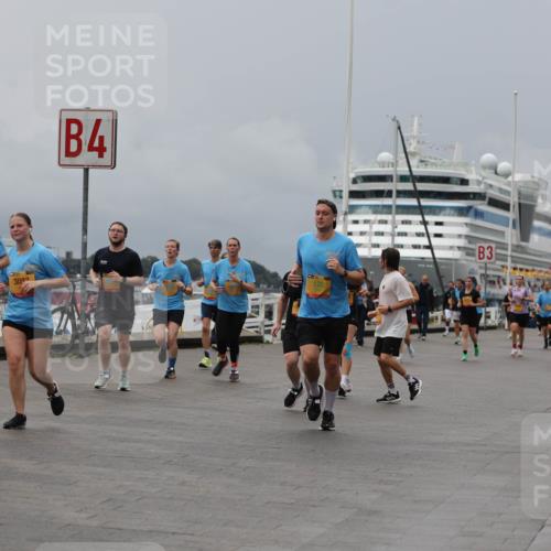 13.09.2026 - Kiel Lauf Andreas Tolksdorf http://msf.ph/oto/10467647 13.09.2026 12:08:04 Kiellinie 12346, 4, 3082, 128, 3 meine-sportfotos.de
