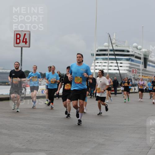 13.09.2026 - Kiel Lauf Andreas Tolksdorf http://msf.ph/oto/10467660 13.09.2026 12:08:05 Kiellinie 3082, 4, 5892, 128, 3 meine-sportfotos.de