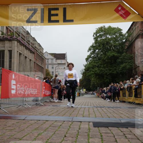 13.09.2026 - Kiel Lauf Yannick Fuchs http://msf.ph/oto/10467663 13.09.2026 10:06:24 Ziel 10582, 11398, 6850, 10466, 11398 meine-sportfotos.de