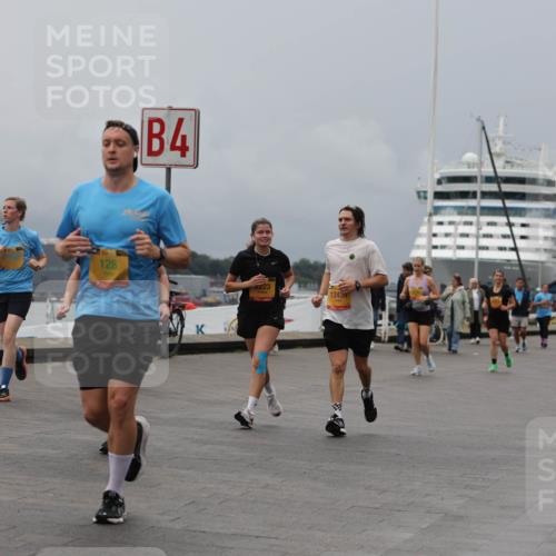 13.09.2026 - Kiel Lauf Andreas Tolksdorf http://msf.ph/oto/10467721 13.09.2026 12:08:07 Kiellinie 4, 128, 12434, 3 meine-sportfotos.de
