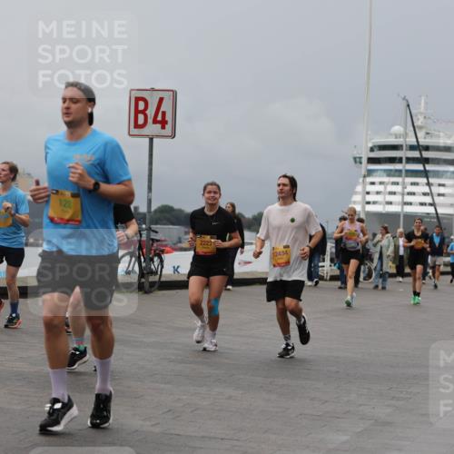 13.09.2026 - Kiel Lauf Andreas Tolksdorf http://msf.ph/oto/10467728 13.09.2026 12:08:07 Kiellinie 4, 128, 2223, 12434, 3 meine-sportfotos.de