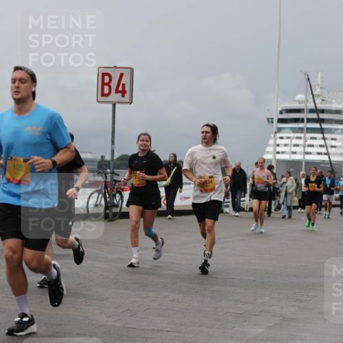 13.09.2026 - Kiel Lauf Andreas Tolksdorf http://msf.ph/oto/10467740 13.09.2026 12:08:08 Kiellinie 128, 4, 434, 3 meine-sportfotos.de