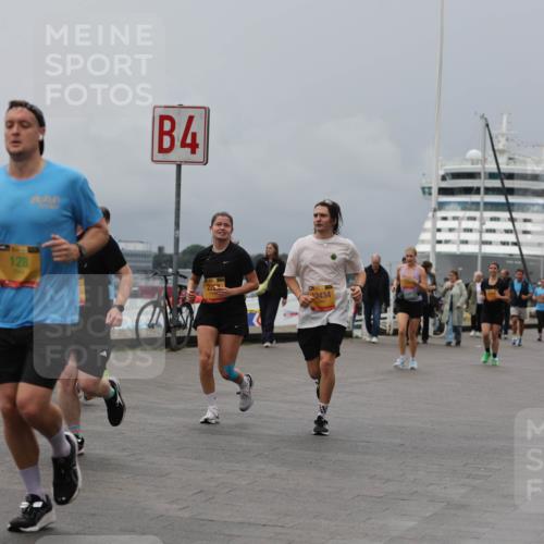 13.09.2026 - Kiel Lauf Andreas Tolksdorf http://msf.ph/oto/10467747 13.09.2026 12:08:08 Kiellinie 4, 128, 22, 12434, 3 meine-sportfotos.de