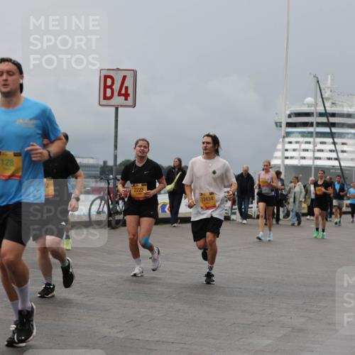 13.09.2026 - Kiel Lauf Andreas Tolksdorf http://msf.ph/oto/10467753 13.09.2026 12:08:08 Kiellinie 128, 4, 2223, 12434, 3 meine-sportfotos.de