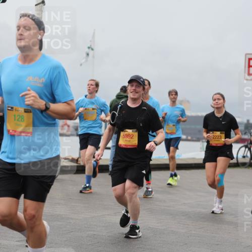 13.09.2026 - Kiel Lauf Andreas Tolksdorf http://msf.ph/oto/10467775 13.09.2026 12:08:09 Kiellinie 128, 5892, 2223, 4, 12434 meine-sportfotos.de