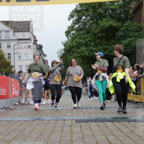 13.09.2026 - Kiel Lauf Yannick Fuchs http://msf.ph/oto/10467802 13.09.2026 10:07:45 Ziel 1389, 2347, 11296, 12055, 12056, 2237 meine-sportfotos.de