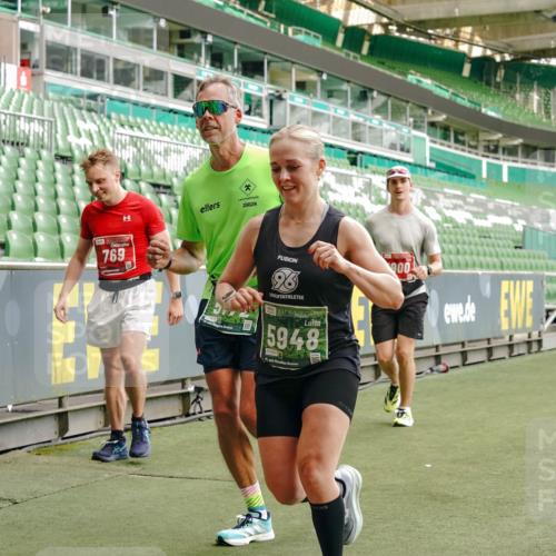 13.09.2026 - 21. swb-Marathon Bremen Michael Burmester http://msf.ph/oto/10467880 13.09.2026 12:57:26 Laufen im Stadion 141, 307, 334, 431, 511, 672, 769, 776, 789, 790, 857, 876, 909, 926, 948, 1010, 1119, 1130, 1191, 1199, 1254, 1535, 1601, 1647, 1752, 1809, 1881, 1900, 1933, 1972, 2001, 2040, 2046, 2051, 2075, 2324, 2371, 2397, 2402, 2423, 2473, 2493, 2535, 2634, 2640, 2671, 2761, 2812, 2903, 2904, 2948, 3051, 3078, 3119, 3138, 3182, 3186, 3202, 3290, 3319, 3338, 3348, 3411, 3450, 3458, 3514, 3534, 3634, 3655, 3685, 3690, 3695, 3760, 3813, 3866, 3939, 4101, 4171, 4316, 4319, 4455 meine-sportfotos.de