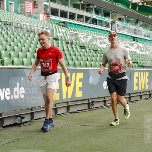 13.09.2026 - 21. swb-Marathon Bremen Michael Burmester http://msf.ph/oto/10467892 13.09.2026 12:57:27 Laufen im Stadion 141, 307, 334, 431, 511, 672, 769, 776, 789, 790, 857, 876, 909, 926, 948, 1010, 1119, 1130, 1191, 1199, 1254, 1535, 1601, 1647, 1752, 1809, 1881, 1900, 1933, 1972, 2001, 2040, 2046, 2051, 2075, 2324, 2371, 2397, 2402, 2423, 2473, 2493, 2535, 2634, 2640, 2671, 2761, 2812, 2903, 2904, 2948, 3051, 3078, 3119, 3138, 3148, 3182, 3186, 3202, 3290, 3319, 3338, 3348, 3411, 3450, 3458, 3514, 3534, 3634, 3655, 3685, 3690, 3695, 3760, 3813, 3866, 3933, 3939, 4101, 4171, 4316, 4319, 4455 meine-sportfotos.de
