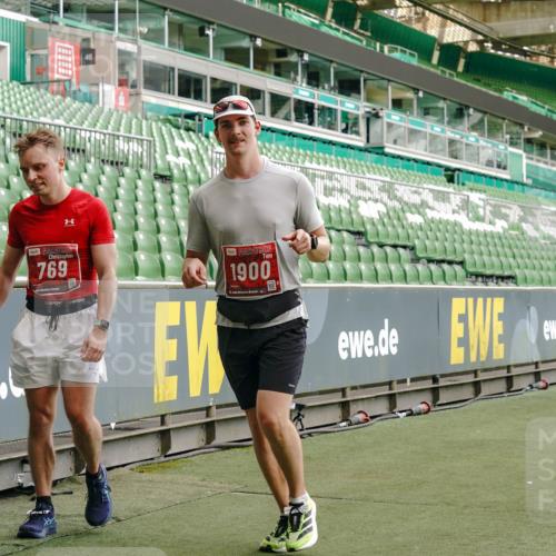 13.09.2026 - 21. swb-Marathon Bremen Michael Burmester http://msf.ph/oto/10467938 13.09.2026 12:57:28 Laufen im Stadion 141, 307, 334, 431, 511, 672, 769, 776, 789, 790, 857, 876, 909, 926, 948, 1010, 1119, 1130, 1191, 1199, 1254, 1535, 1601, 1647, 1752, 1809, 1881, 1900, 1933, 1972, 2001, 2040, 2046, 2051, 2075, 2324, 2371, 2397, 2402, 2423, 2473, 2493, 2535, 2634, 2640, 2671, 2761, 2812, 2903, 2904, 2948, 3051, 3078, 3119, 3138, 3148, 3182, 3186, 3202, 3290, 3319, 3338, 3348, 3411, 3450, 3458, 3514, 3534, 3634, 3655, 3685, 3690, 3695, 3760, 3813, 3866, 3933, 3939, 4101, 4171, 4316, 4319, 4455 meine-sportfotos.de
