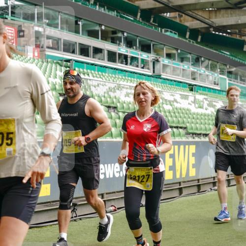 13.09.2026 - 21. swb-Marathon Bremen Michael Burmester http://msf.ph/oto/10467969 13.09.2026 10:35:59 Laufen im Stadion 10093, 10144, 10147, 10152, 10153, 10154, 10157, 10160, 10173, 10175, 10181, 10182, 10185, 10187, 10195, 10198, 10245, 10251, 10257, 10263, 10272, 10275, 10278, 10291, 10296, 10306, 10309, 10338, 10357, 10367, 10368, 10369, 10377, 10382, 10390, 10403, 10409, 10411, 10420, 10427, 10429, 10439, 10473, 10477, 10481, 10485, 10492, 10528, 10531, 10559, 10560, 10569, 10607, 10617, 10633, 10636, 10639, 10671, 10672, 10677, 10715, 10928, 11803, 11965, 10146, 10222 meine-sportfotos.de