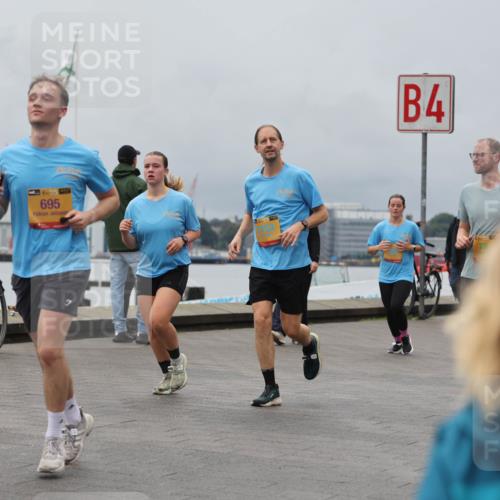 13.09.2026 - Kiel Lauf Andreas Tolksdorf http://msf.ph/oto/10467974 13.09.2026 12:08:22 Kiellinie 11, 39, 695, 4 meine-sportfotos.de