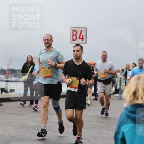 13.09.2026 - Kiel Lauf Andreas Tolksdorf http://msf.ph/oto/10467987 13.09.2026 12:08:24 Kiellinie 4, 39, 78, 872, 6064, 4523 meine-sportfotos.de