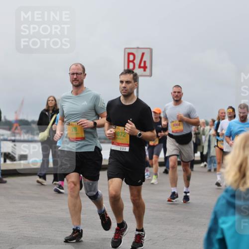 13.09.2026 - Kiel Lauf Andreas Tolksdorf http://msf.ph/oto/10467992 13.09.2026 12:08:24 Kiellinie 48, 153, 38, 78, 38, 1872, 4, 6064, 4523 meine-sportfotos.de