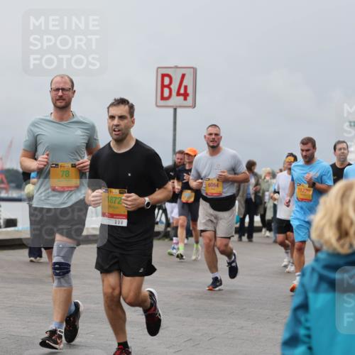 13.09.2026 - Kiel Lauf Andreas Tolksdorf http://msf.ph/oto/10468004 13.09.2026 12:08:24 Kiellinie 4, 38, 78, 38, 1872, 6064, 11729, 999 meine-sportfotos.de