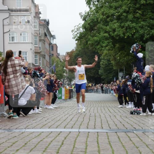 13.09.2026 - Kiel Lauf Yannick Fuchs http://msf.ph/oto/10468048 13.09.2026 10:17:51 Ziel 11389, 364, 364 meine-sportfotos.de
