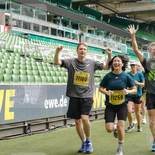 13.09.2026 - 21. swb-Marathon Bremen Michael Burmester http://msf.ph/oto/10468084 13.09.2026 10:36:00 Laufen im Stadion 10093, 10144, 10147, 10152, 10153, 10154, 10157, 10160, 10173, 10175, 10181, 10182, 10185, 10187, 10195, 10198, 10245, 10251, 10257, 10263, 10272, 10275, 10278, 10291, 10296, 10306, 10309, 10338, 10357, 10367, 10368, 10369, 10377, 10382, 10390, 10403, 10409, 10411, 10420, 10427, 10429, 10439, 10473, 10477, 10481, 10485, 10492, 10528, 10531, 10559, 10560, 10569, 10607, 10617, 10633, 10636, 10639, 10671, 10672, 10677, 10715, 10928, 11803, 11965, 10146, 10222 meine-sportfotos.de
