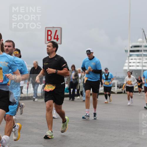 13.09.2026 - Kiel Lauf Andreas Tolksdorf http://msf.ph/oto/10468089 13.09.2026 12:08:27 Kiellinie 4, 39, 4523, 3 meine-sportfotos.de