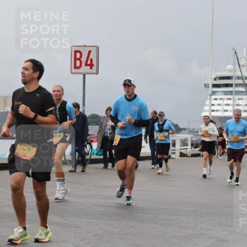 13.09.2026 - Kiel Lauf Andreas Tolksdorf http://msf.ph/oto/10468102 13.09.2026 12:08:27 Kiellinie 4, 3 meine-sportfotos.de
