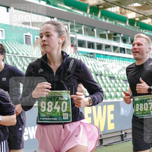 13.09.2026 - 21. swb-Marathon Bremen Michael Burmester http://msf.ph/oto/10468149 13.09.2026 13:13:45 Laufen im Stadion 118, 183, 270, 278, 349, 460, 514, 576, 600, 631, 695, 702, 768, 933, 950, 956, 1005, 1008, 1143, 1286, 1334, 1392, 1408, 1426, 1573, 1596, 1641, 1818, 1819, 1991, 2005, 2024, 2035, 2079, 2233, 2264, 2314, 2387, 2412, 2439, 2457, 2461, 2478, 2505, 2521, 2540, 2564, 2612, 2665, 2684, 2693, 2765, 2773, 2792, 2815, 2816, 2829, 2860, 2884, 2887, 2895, 2921, 2963, 2966, 2972, 2975, 2978, 3016, 3111, 3155, 3209, 3253, 3277, 3293, 3304, 3313, 3378, 3405, 3428, 3434, 3653, 3661 meine-sportfotos.de